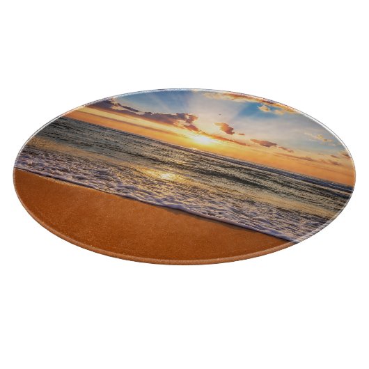 Ozeansonnenaufgang, tiefblauer Horizont. Schneidebrett (Ecke)