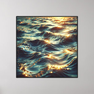 Ozeanwellen mit goldenem Sonnenlichtreflex Leinwanddruck