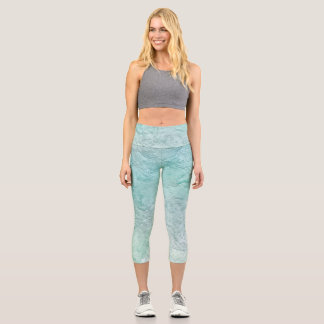 Ozeanwellenbrise inspirierte High-Waisted Caprihos Capri Leggings