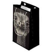 Ozzie Ostrich Geschenktasche Kleine Geschenktüte (Vorderseite Schrägansicht)