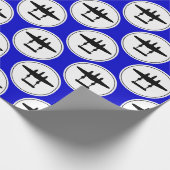 P-38 Blitze Silhouette Weißer Kreis Blau Rückseite Geschenkpapier (Ecke)