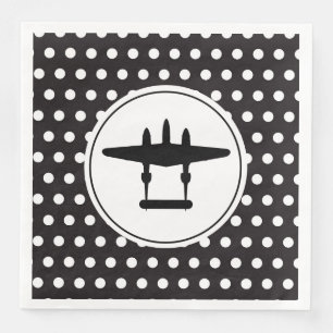 P-38 Silhouette im Kreis auf Polka Dot Hintergrund Serviette