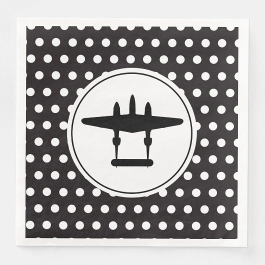 P-38 Silhouette im Kreis auf Polka Dot Hintergrund Serviette (Vorderseite)