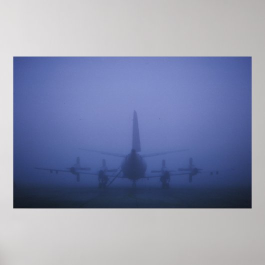 P-3 in Fog Bank Poster (Vorne)