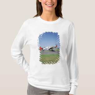 P-51 C Tuskegee Red Tail Flugzeug auf der CAF Air T-Shirt