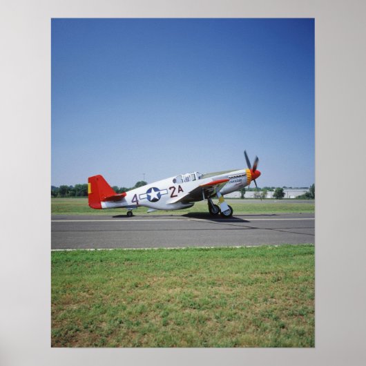 P-51 C Tuskegee Roter Schwanz Flugzeug bei der CAF Poster (Vorne)
