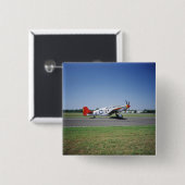 P-51 C Tuskegee rotes Schwanzflugzeug an der Button (Vorne & Hinten)
