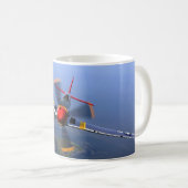 P-51 Kampfflugzeug Kaffeetasse (VorderseiteRechts)