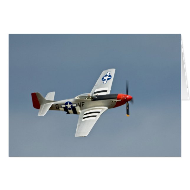 P-51D Mustang Fighter mit D-Day-Markierungen (Vorderseite (Horizontal))