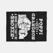 P And Grandson A Bond That Cant Be Broken Grandpa Fleecedecke (Vorderseite (Horizontal))