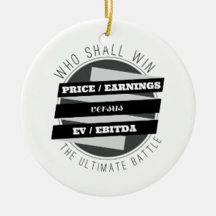 P/E Verhältnis gegen EV/EBITDA Verhältnis Keramikornament