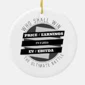 P/E Verhältnis gegen EV/EBITDA Verhältnis Keramikornament (Hinten)