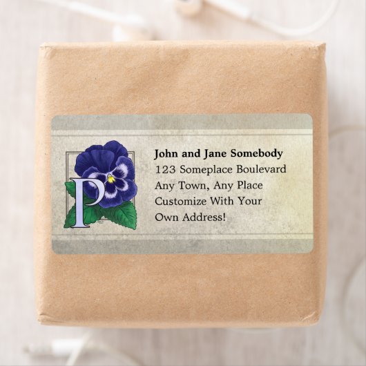 P für Pansy Blume Monogramm (Insitu)