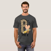 P Is For Pre K Teacher Leopard First Day Of School T-Shirt (Vorne ganz)