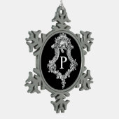 P Monogramm Erstverzierung Schneeflocken Zinn-Ornament (Links)