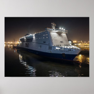 P&O Pride of Hull Fähre bei Nacht Poster