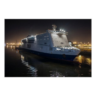 P&O Pride of Hull Fähre bei Nacht Poster