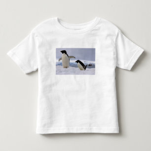 Paar Adelie-Pinguine Antarktika Kleinkind T-shirt