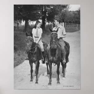 Paar beim Reiten auf Pferden Poster