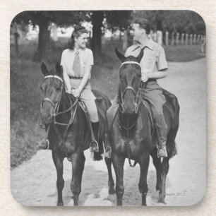 Paar beim Reiten auf Pferden Untersetzer