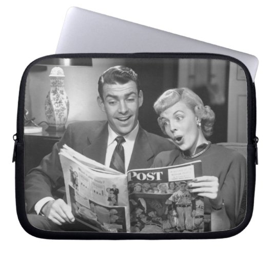 Paar-Lesezeitschrift Laptopschutzhülle (Vorderseite)