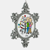Paar mit Baby Girl und Cat Snowflake Ornament (Links)