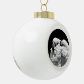 Paar Schirmkakados Keramik Kugel-Ornament (Links)