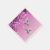 Paar schöne weiße Tauben Serviette (Ecke)