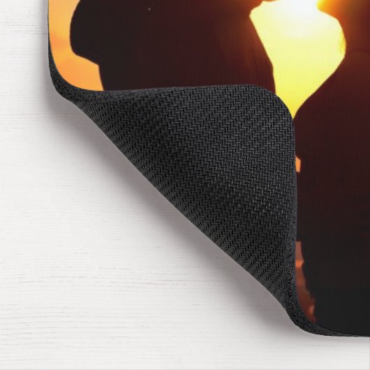 Paar-Silhouette am Sonnenuntergang Mousepad (Ecke)