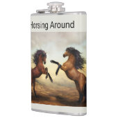 Paar wilder Pferde Flasche Flachmann (Links)