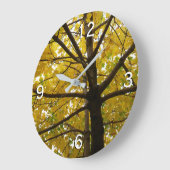 Paare der gelben Ahornbäume Herbstnatur Große Wanduhr (Winkel)