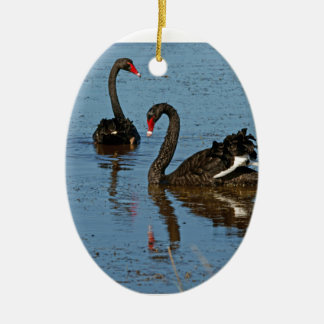 Paare der schwarzen Schwäne Keramikornament