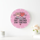 Paare, die gemeinsam die Furz Bleibe - lustig Große Wanduhr (Zuhause)