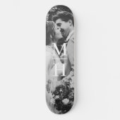 Paare Initial Retro Foto Monogram Skateboard (Vorderseite)