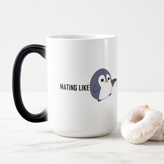 "Paarung wie psychotische Pinguine" Magische Tasse (Mit Donut)