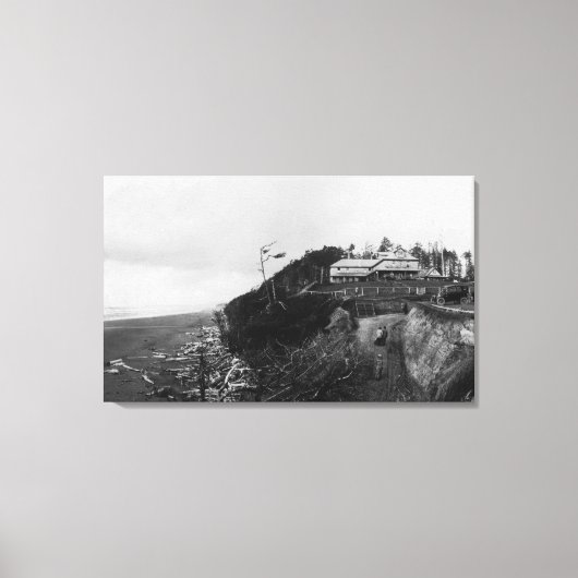 Pacific Beach, WA - Pacific Beach Hotel und Old Leinwanddruck (Vorderseite)