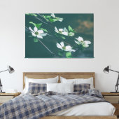 Pacific Dogwoods Leinwanddruck (Insitu (Schlafzimmer))