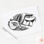 Pacific NW Coast Native Totem Raven and Seagull Ovaler Aufkleber (Umschlag)