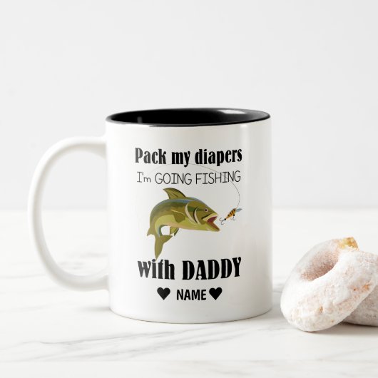 Pack meine Windeln, ich fische mit Papa Zweifarbige Tasse (Mit Donut)