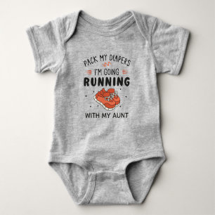 Pack meine Windeln, ich gehe mit meiner Tante lauf Baby Strampler