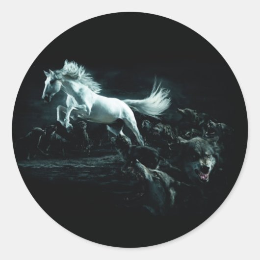 Pack of wolves attacking a white horse runder aufkleber (Vorderseite)