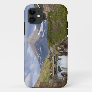 Packer führen eine Reihe von Pferden über eine Brü Case-Mate iPhone Hülle