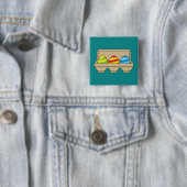 Packung mit bunten Ostereiern aus Cartoon Button (Beispiel)