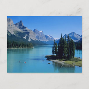 Paddeln auf dem Maligne Lake bei Spirit Island Postkarte