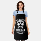 Paddleball - Opa mit Pickleball-Paddel Schürze (Getragen)