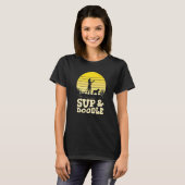 Paddleboarding Hund Sup & Doodle T-Shirt (Vorne ganz)