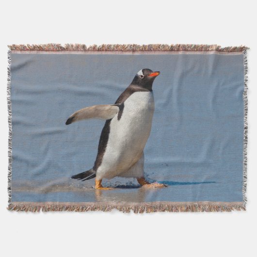 Paddling Gentoo Throw Blanket Decke (Vorderseite)