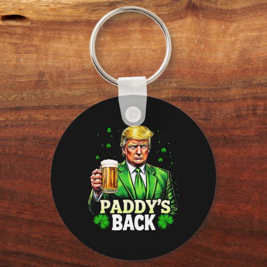 Paddy's Back Trump Beer Kleeblatt St Patricks Day Schlüsselanhänger (Vorderseite)