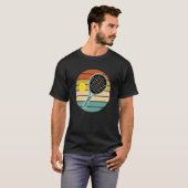 Padel Retro Sunset Paddle mit Ball T-Shirt (Vorne ganz)