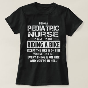 Pädiatrische Krankenschwester T-Shirt